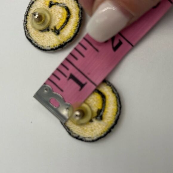 Vintage Handmade Smiley Face Embroidered Stud Earrings - Picture 2 of 5